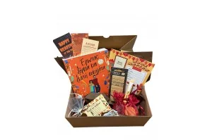 Autumn Book Box \\"Έρωτας & Ξόρκια\\"